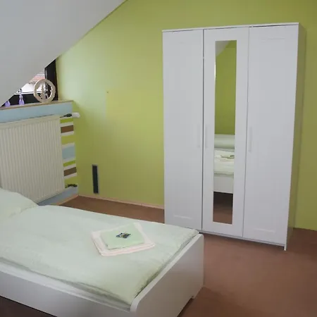 Ferienhaus Grafensteiner Land -keine Monteure- Apartment Leimen (Palatinate)